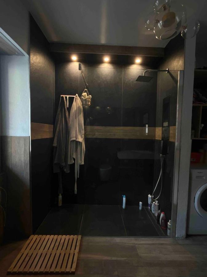 Luce Private Deluxe Apartment Near The Station Tirano Exterior photo